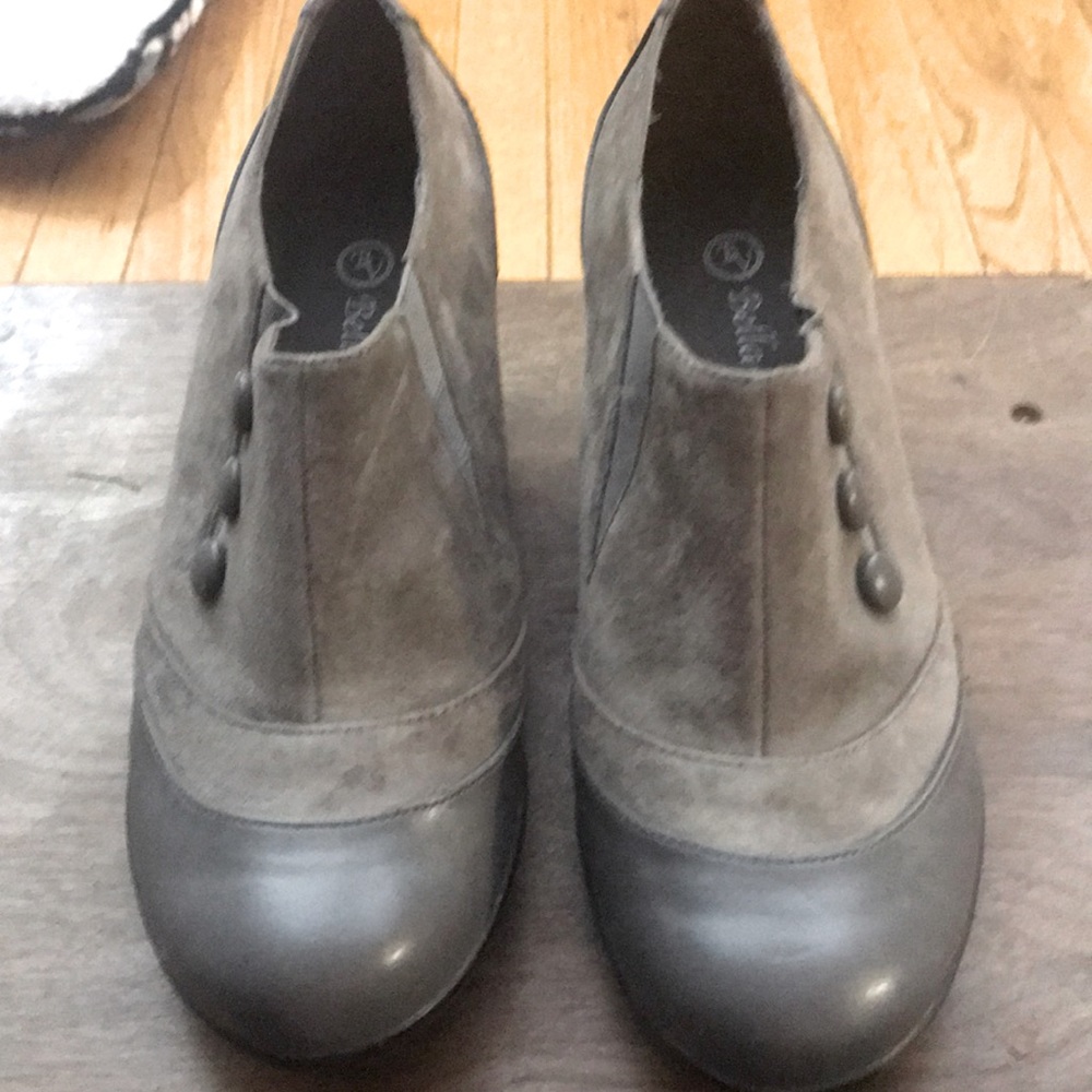 Women's gray BellaVita shoes size 8.5